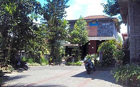 Puri Agung Inn